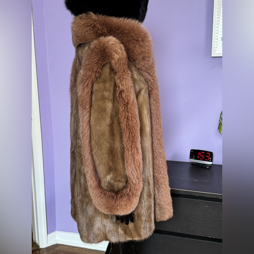 Luxurious Brown Pastel mink autumn haze an brown Fox Fur Coat trim